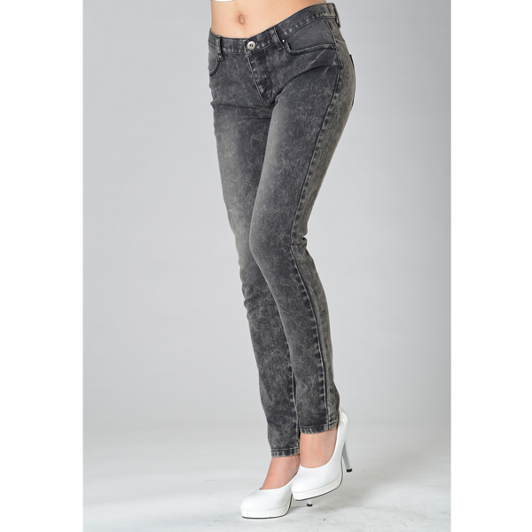 SY010噴沙洗水牛仔長褲側(cè)面效果 SY010噴沙洗水牛仔長褲側(cè)面效果