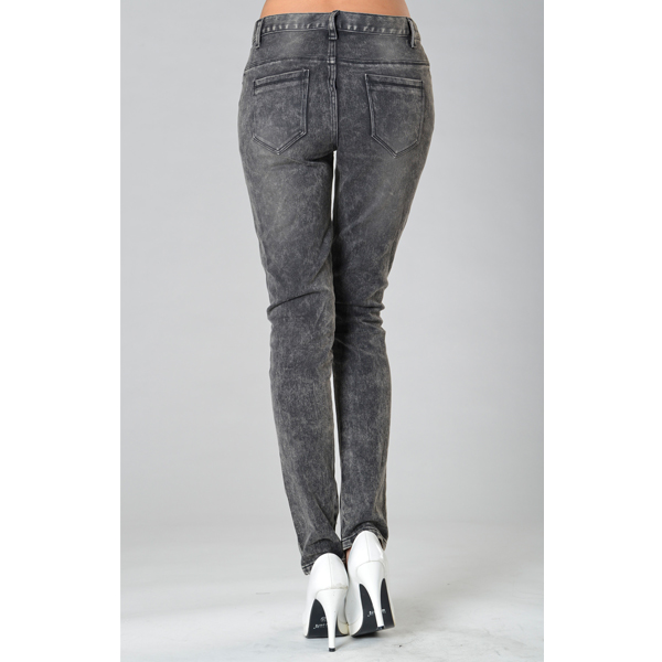 SY010噴沙洗水牛仔長褲背面效果 SY010噴沙洗水牛仔長褲背面效果