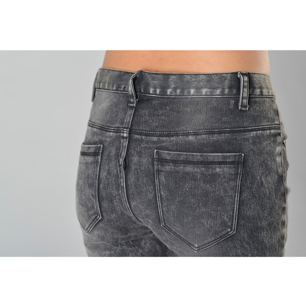 SY010噴沙洗水牛仔長褲細(xì)節(jié)圖 SY010噴沙洗水牛仔長褲細(xì)節(jié)圖