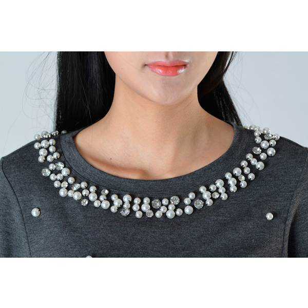 SY011針織長袖訂珠上衣細節(jié)圖 SY011針織長袖訂珠上衣細節(jié)圖